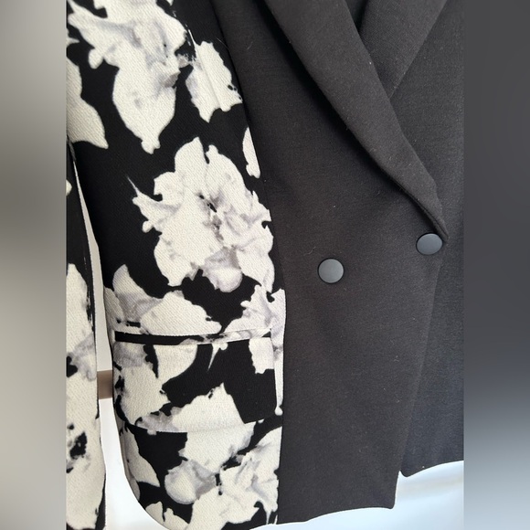 Rachel Roy Flower Blazer - Picture 4 of 7